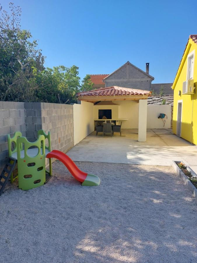 Vila Ferienhaus Karlo Pridraga Exteriér fotografie